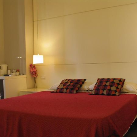Dea Roma Inn Buitenkant foto