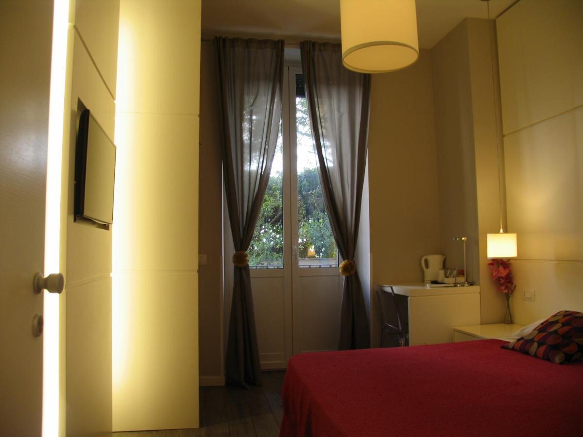 Dea Roma Inn Buitenkant foto