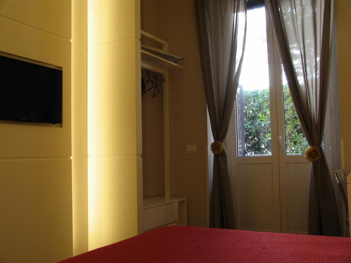 Dea Roma Inn Buitenkant foto